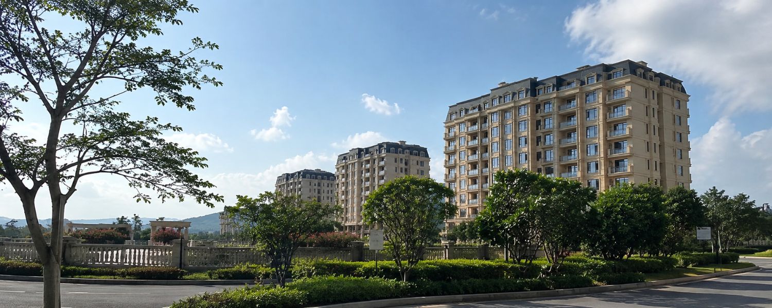 Hiranandani Westgate Hampstead banner